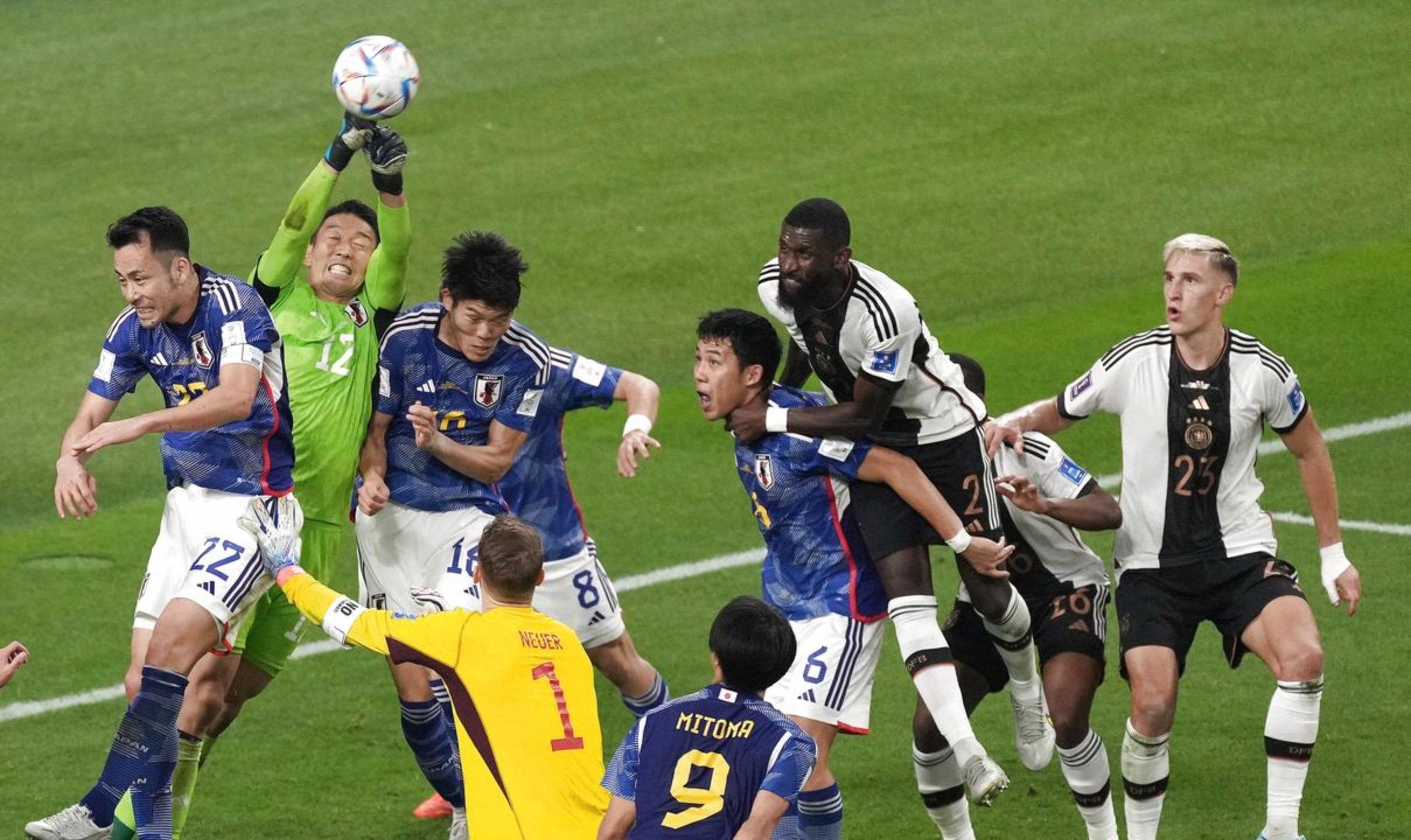 关于清晨亚特兰大备战中超志在全明星赛名次提升，曼城防线松动备战欧联看傻球迷的信息